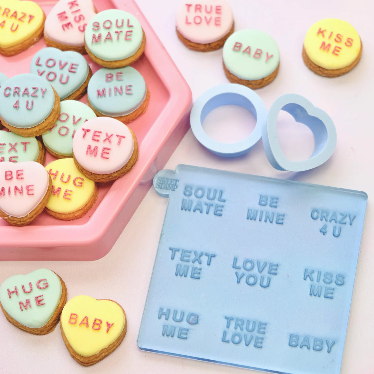 OUTboss STAMP N CUT - Love Heart Sweets EXTRA MINI