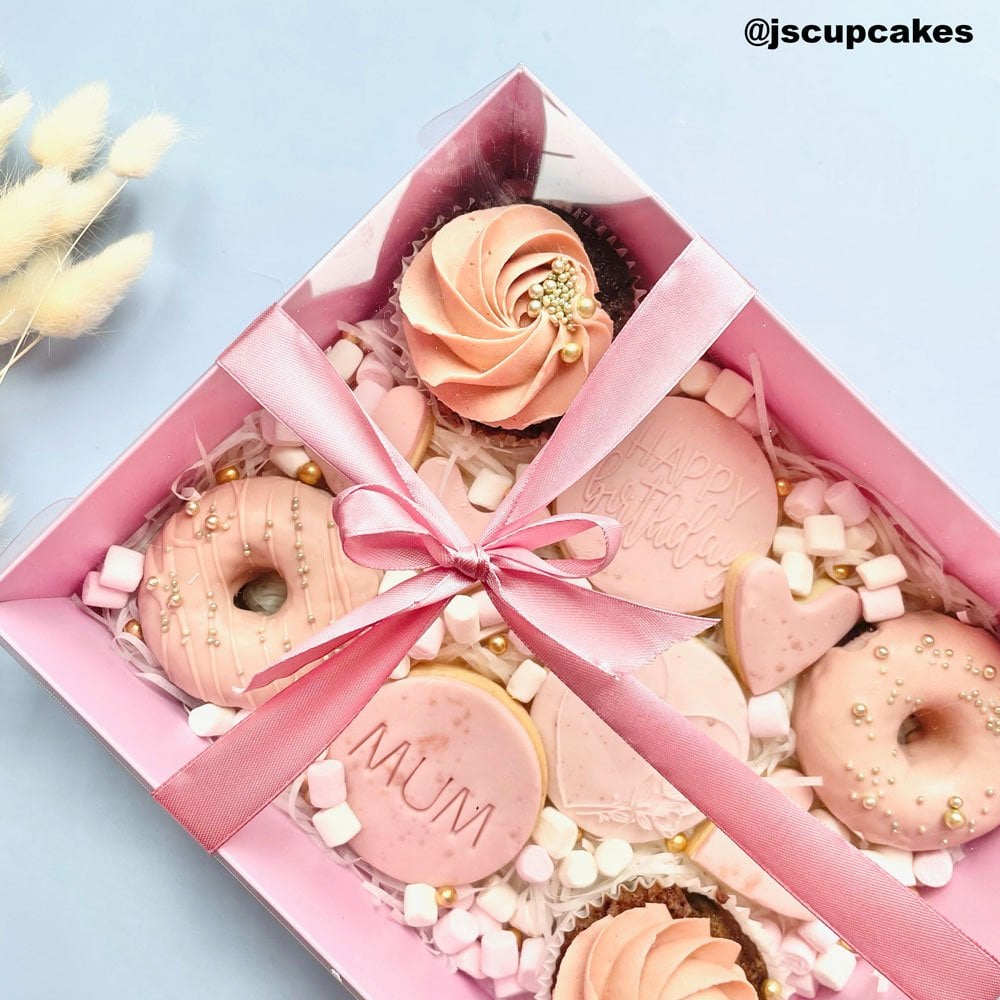 Pink Deluxe Treat Boxes with Clear Lid