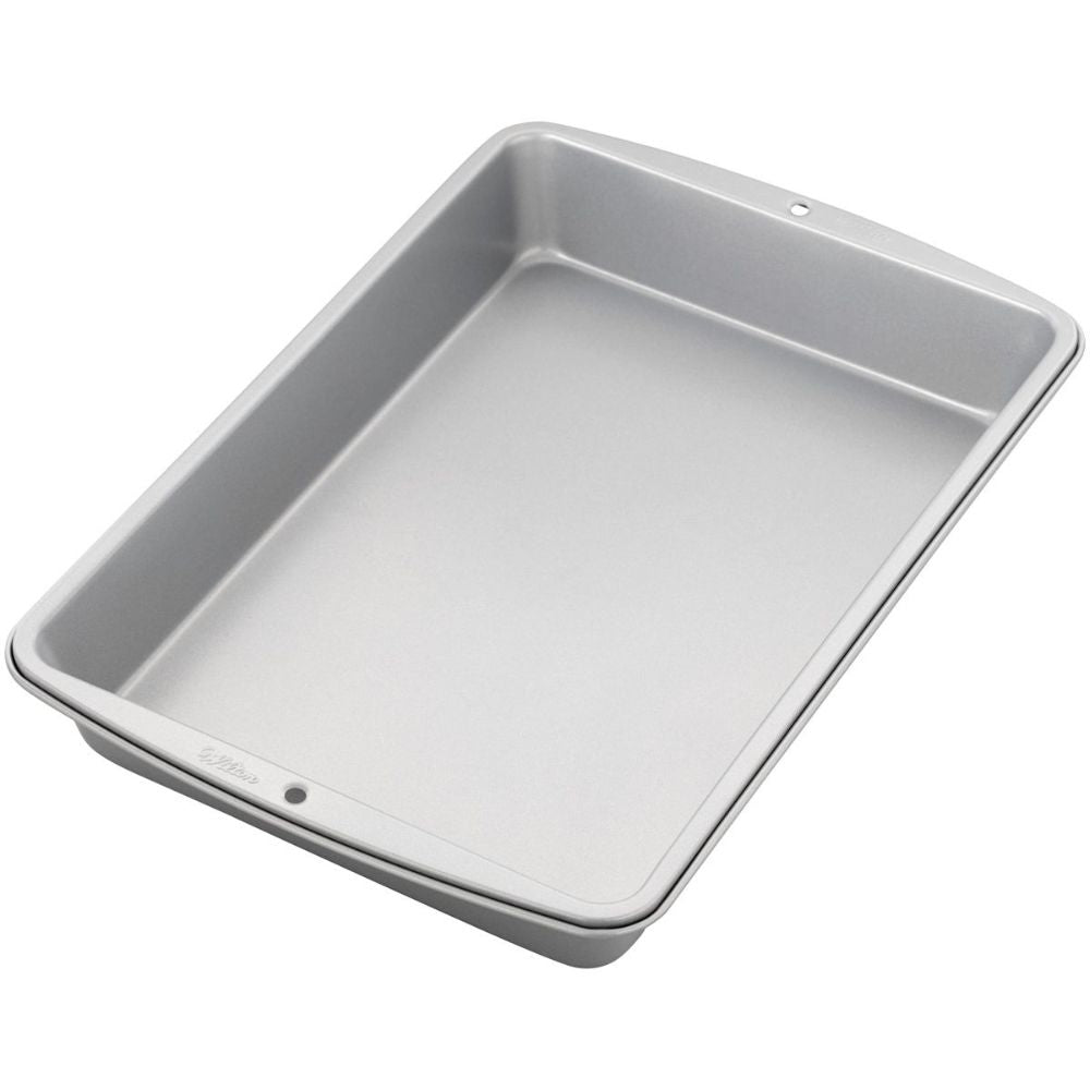 WILTON Recipe Right Oblong Pan 33cm x 22.9cm